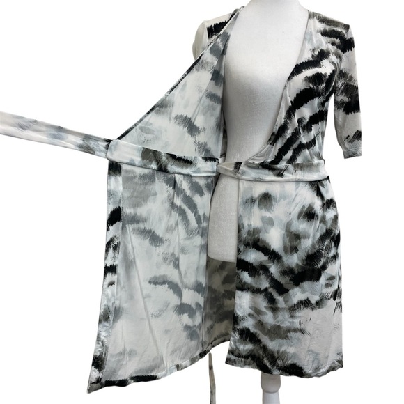 Roberto Cavalli Just Cavalli Black & White Print Wrap Mini Dress - Picture 2 of 11